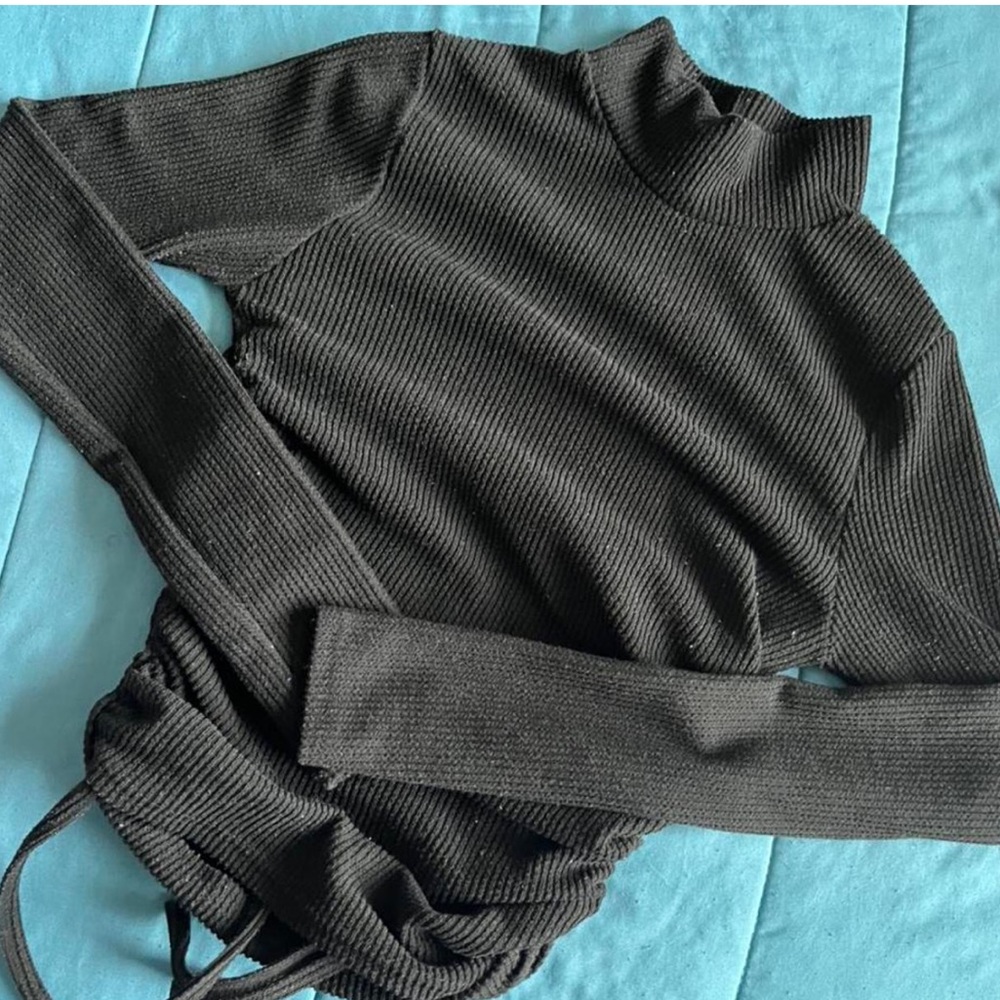 Black Thick Rib Long Sleeve Ruched Side
Top